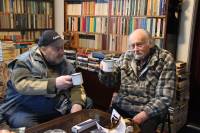 Milan Nakonečný mezi svými knihami Milan Nakonečný mezi svými knihami